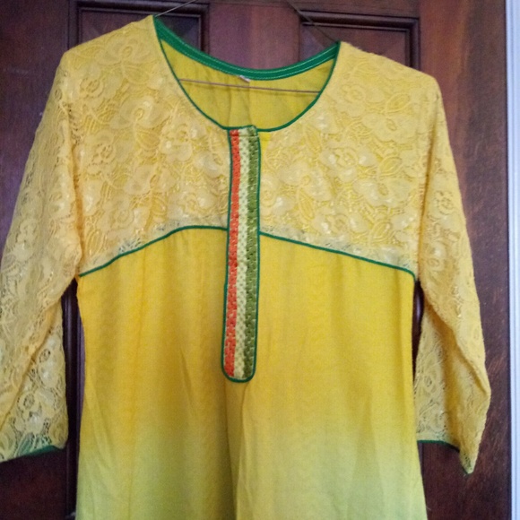 Nice women s dress - Picture 2 of 8